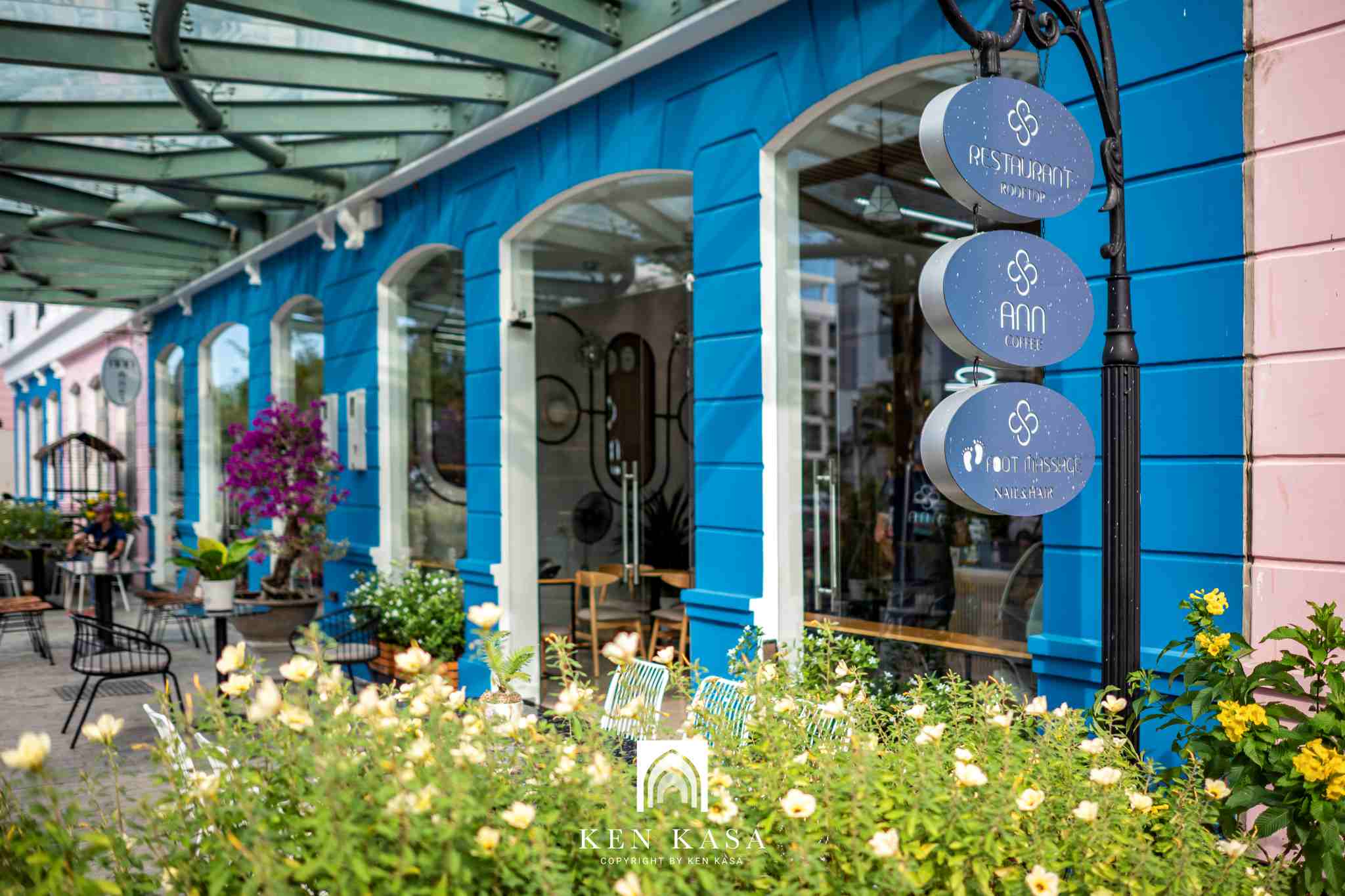 Cafe